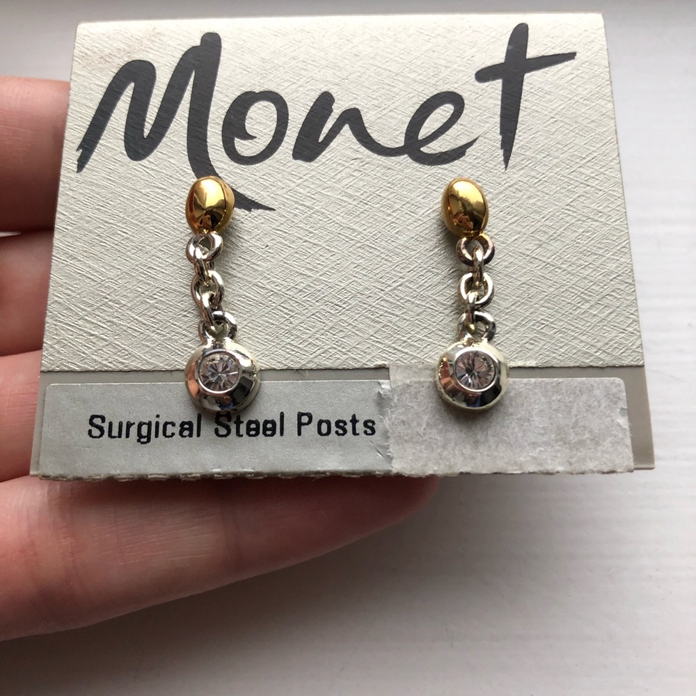 Vintage Monet two-tone crystal drop earrings - Picture 2 of 5